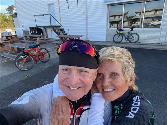 Pédaler deux fois le tour de la Terre