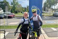 Richard Rouleau et Lylyane Tremblay ont bouclé 151 tours du lac Saint-Jean à vélo