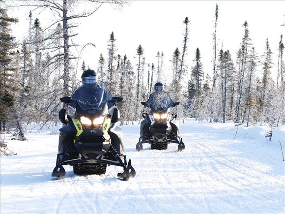 Les clubs de motoneige du Lac-Saint-Jean composent avec une neige hâtive et des défis variés 