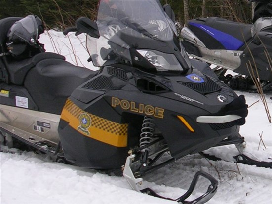 Un motoneigiste perd la vie à Alma