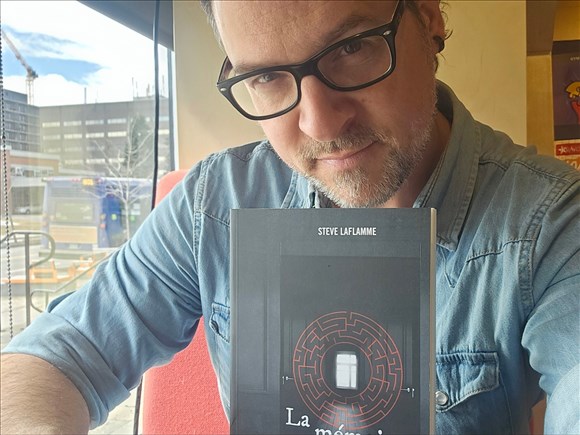 Steve Laflamme publie La Mémoire du labyrinthe
