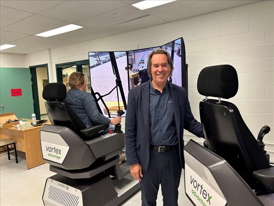 Apprendre à conduire des machineries lourdes en réalité virtuelle