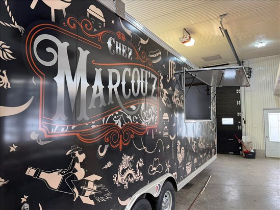 Un Félicinois conçoit un foodtruck haut de gamme 