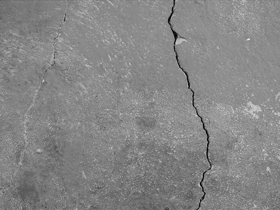Fissures de fondations : réparer maintenant ou attendre ?