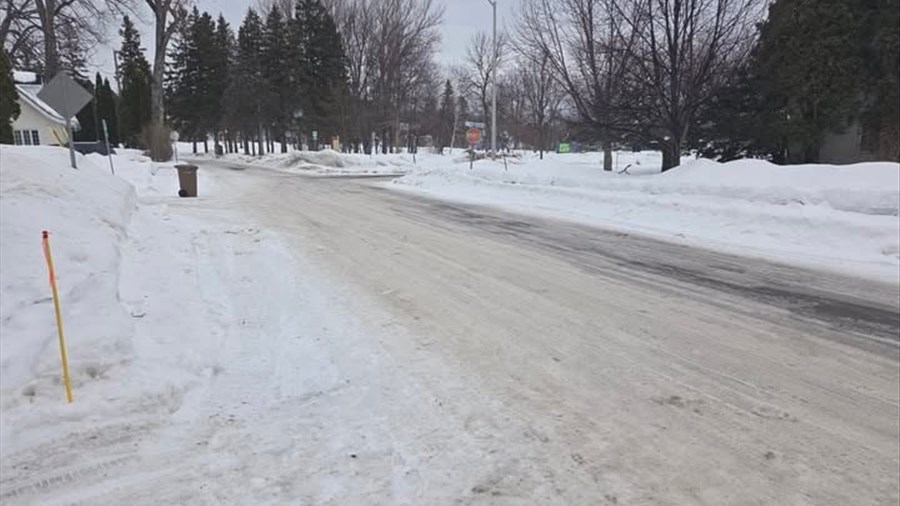Conditions routières difficiles en raison de la pluie verglaçante