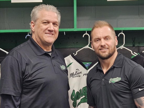 Entraîneur congédié puis réembauché pour terminer la saison