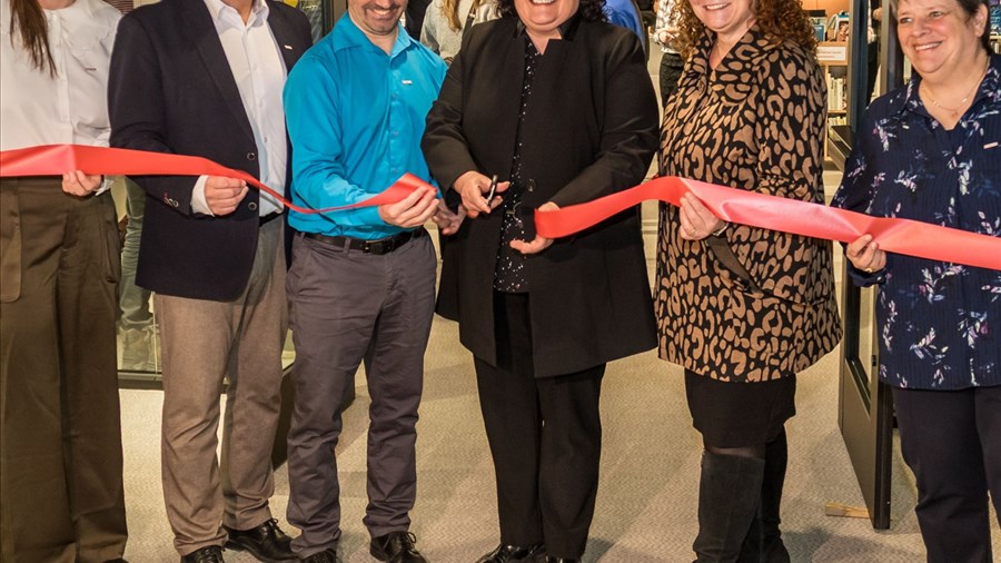 La bibliothèque Henri-Lévesque rouvre ses portes