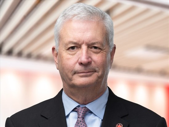 L’Assemblée nationale réclament son licenciement