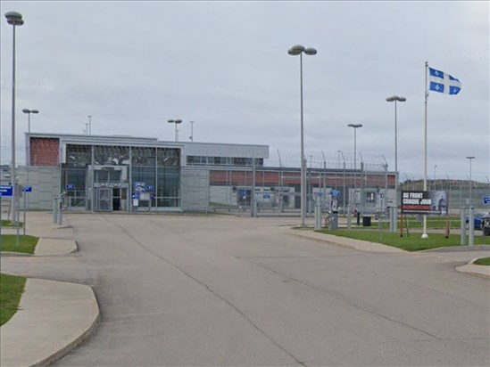 Une agression armée fait un blessé grave au centre de détention