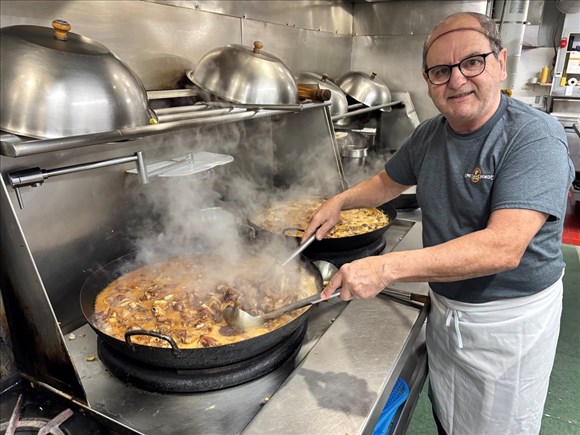 Laval WONG met fin à 40 ans de carrière