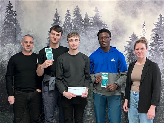 Thiéry Bouchard du Cégep de St-Félicien remporte un concours de mathématique