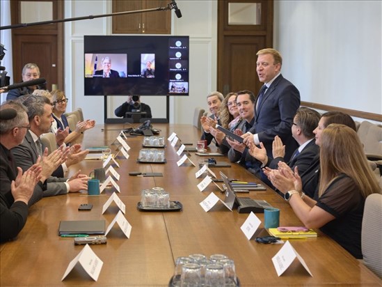 Première réunion du Conseil des régions du gouvernement Québec