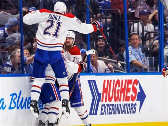 Avec seulement 9 lancers, le Canadien passe en deuxième ronde