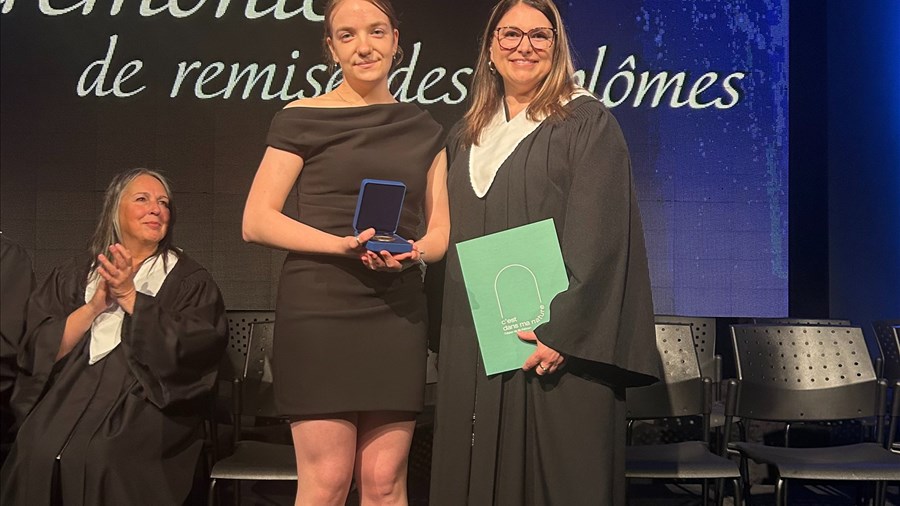 Laurie Minier honorée de la Médaille académique du Gouverneur général