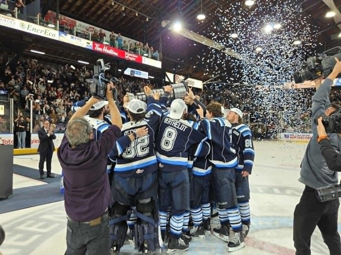 Les Saguenéens de Chicoutimi sont couronnés champions de la LHJMQ 