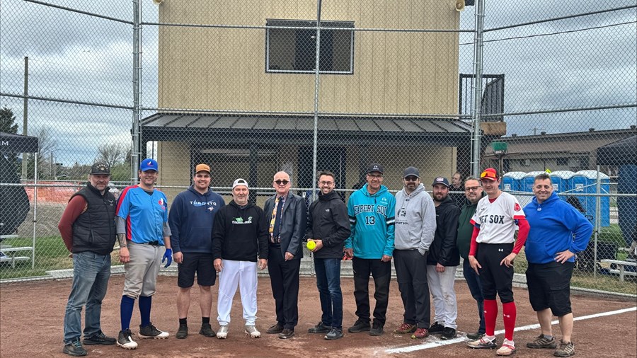 Le terrain de baseball inauguré après d’importants travaux