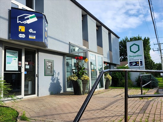 Deux projets de regroupement dans la région