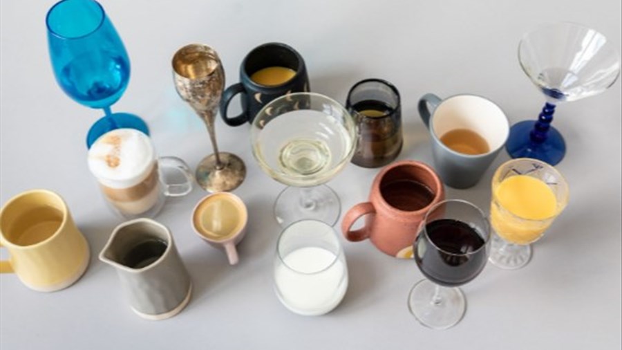 Café, thé, vin rouge : l'impact de vos habitudes sur la couleur de vos dents