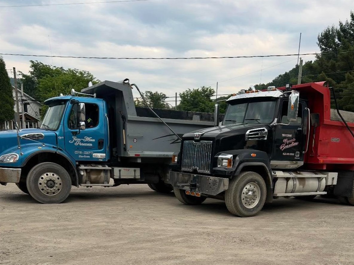 Les camionneurs en vrac de la région déplorent un manque de travail